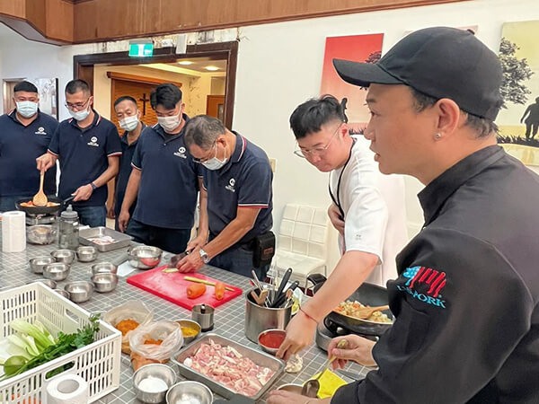 OMG關懷社會愛心基金會